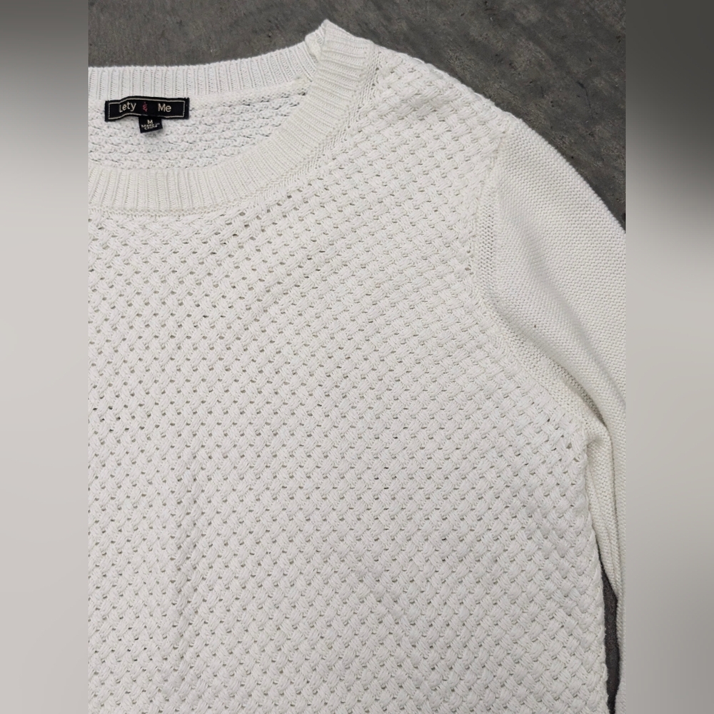 Lety & Me Sweater, Medium